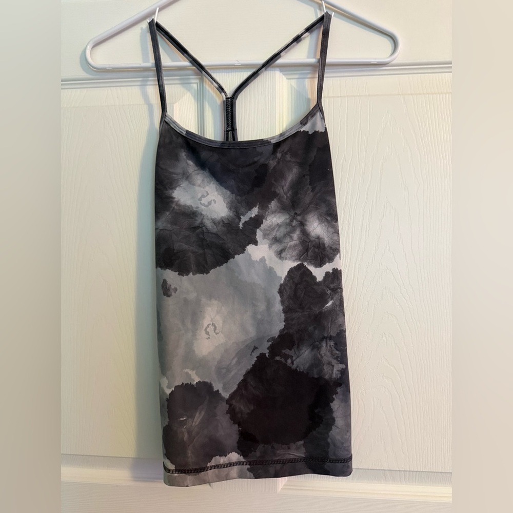 Women's Lululemon Tank Top - Black and Gray